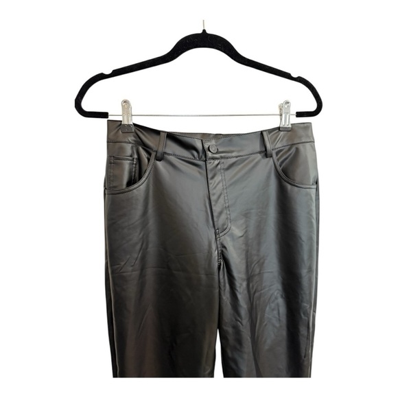 Boutique Faux Leather Black Pants Size Large - Picture 2 of 7